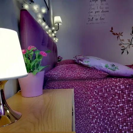 A Casa Di Amici Bed and Breakfast *